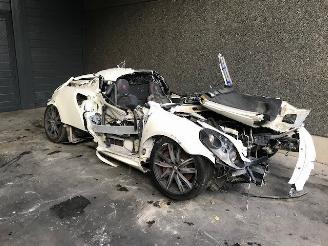 uszkodzony samochody osobowe Alfa Romeo 4C (960) Coupé 2014 1.75 TBI 16V Coupe 2Dr Benzine 1.742cc 177kW (241pk) RWD 2014/9