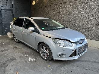 disassembly passenger cars Ford Focus III Wagon Combi 2010 / 2018 1.6 TDCi 115 Combi/o  Diesel 1.560cc 85kW (116pk) FWD 2013/1