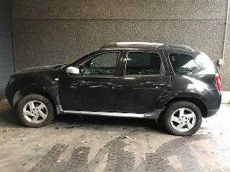 Dacia Duster (HS) SUV 2009 / 2018 1.6 16V Hi-Flex SUV   1.598cc 77kW (105pk) FWD picture 4