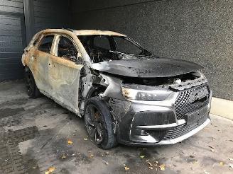 Unfallwagen Citroën DS7 Crossback Hatchback 2020 1.6 16V E-Tense 4x4 Hatchback  Elektrisch Benzine 1.598cc 147kW (200pk) 4x4 2020/6