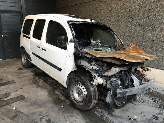 Damaged car Renault Kangoo Express (FW) Van 2022 1.5 dCi 95 Bestel  Diesel 1.461cc 70kW (95pk) FWD 2022/2