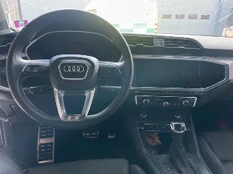 Audi Q3  picture 14