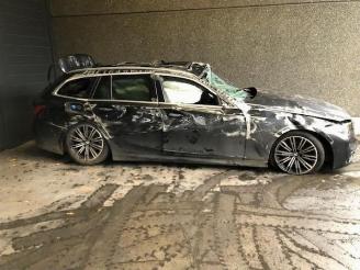 BMW 3-serie 3 serie Touring (G21), Combi, 2019 320d xDrive 2.0 TwinPower Turbo 16V Hybrid picture 3
