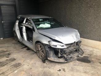 Salvage car Volkswagen Golf  2016/12