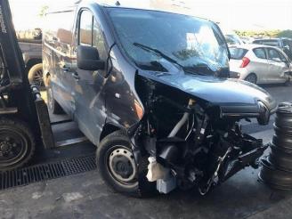 disassembly passenger cars Renault Trafic  2021/6