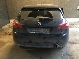 Peugeot 308  picture 2