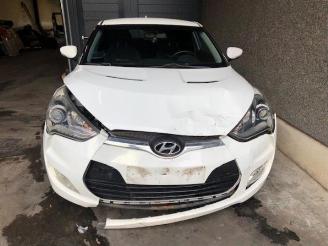 Hyundai Veloster  picture 22