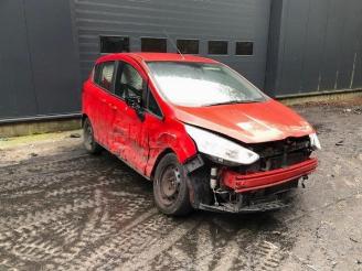 damaged passenger cars Ford B-Max  2017/4