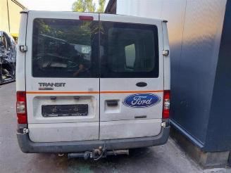 Ford Transit  picture 6