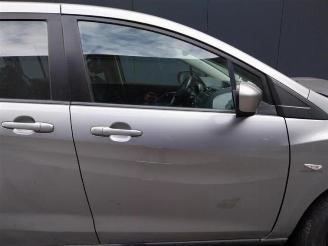 Mazda 5  picture 6