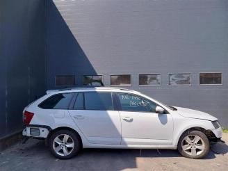 Skoda Octavia  picture 8