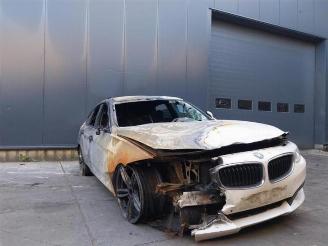 Coche siniestrado BMW 3-serie  2015/9