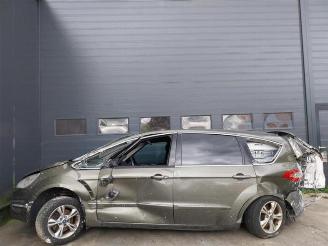 Ford S-Max  picture 3