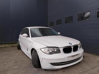 rozbiórka samochody osobowe BMW 1-serie  2007/10