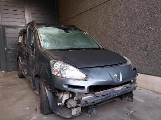 Salvage car Peugeot Partner Partner Tepee (7A/B/C/D/E/F/G/J/P/S), MPV, 2008 / 2018 1.6 HDI 90 2015/1