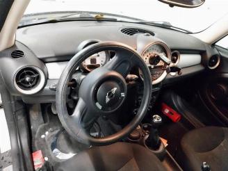 Mini One Mini (R56), Hatchback, 2006 / 2013 1.6 Cooper D 16V picture 14