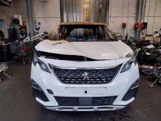 Dezmembrări autoturisme Peugeot 5008 5008 II (M4/MC/MJ/MR), MPV, 2016 1.6 BlueHDi 115 2017/10