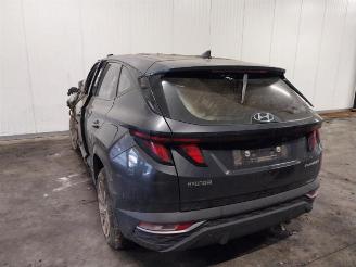 Salvage car Hyundai Tucson  2021