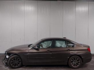 BMW 3-serie 3 serie (F30), Sedan, 2011 / 2018 320d 2.0 16V EfficientDynamicsEdition picture 4