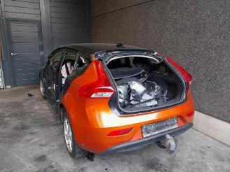 Volvo V-40 V40 (MV), Hatchback 5-drs, 2012 / 2019 2.0 D2 16V picture 14