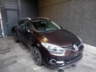 Voiture accidenté Renault Mégane Megane III Grandtour (KZ), Combi 5-drs, 2008 / 2016 1.2 16V TCE 130 2014/4