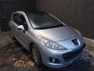 Vrakbiler auto Peugeot 207 207 SW (WE/WU), Combi, 2007 / 2013 1.4 16V Vti 2010