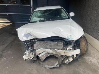 Damaged car Volvo V-90  2020/6