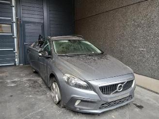 Purkuautot passenger cars Volvo V-40 V40 Cross Country (MZ), Hatchback 5-drs, 2012 / 2019 2.0 D2 16V 2018/4