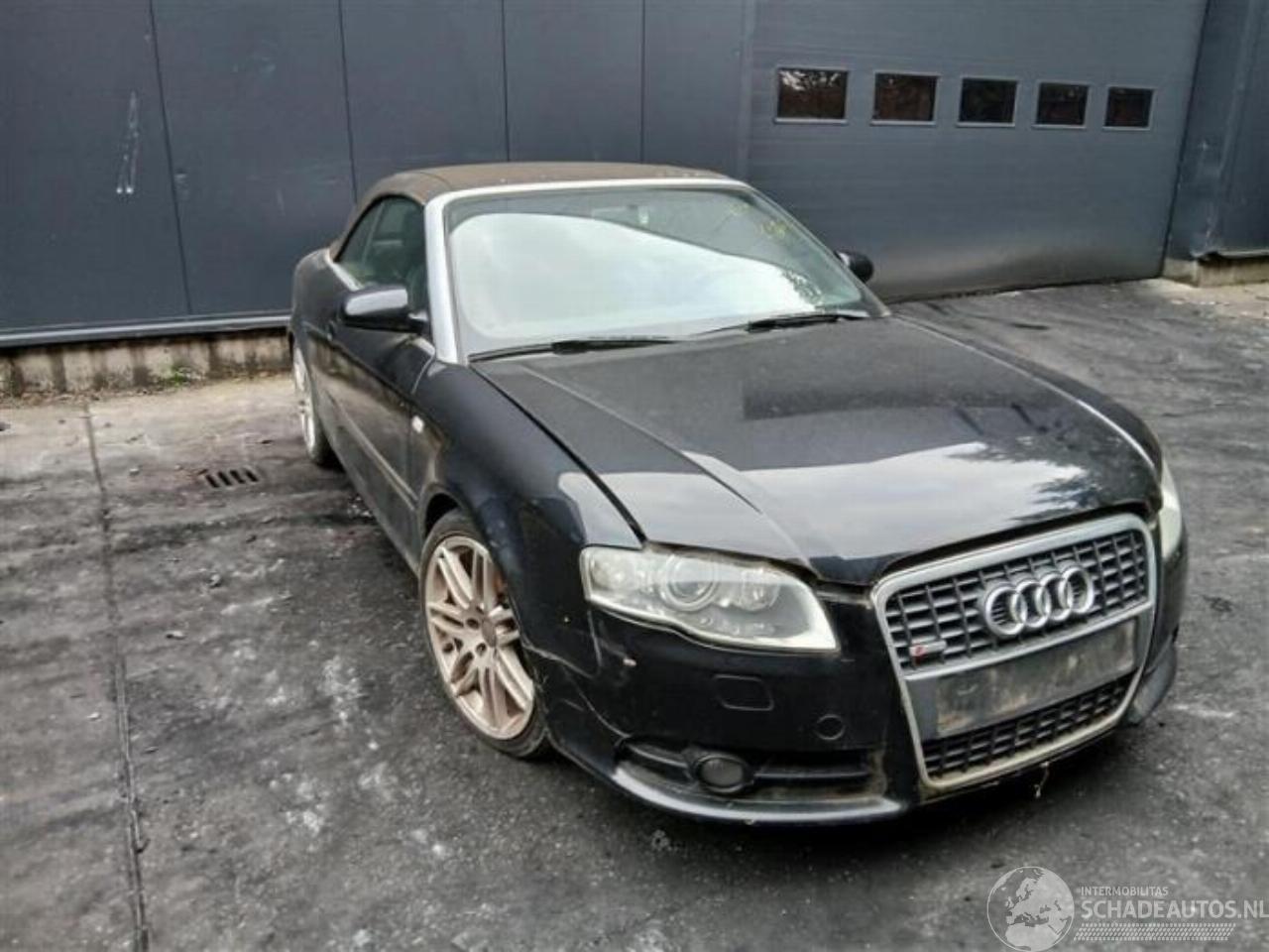 Audi A4 A4 Cabrio (B7), Cabrio, 2006 / 2009 2.0 TDI