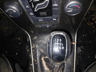 Volvo V-40 V40 (MV), Hatchback 5-drs, 2012 / 2019 2.0 D2 16V picture 13