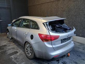 Purkuautot passenger cars Kia Cee d  2013/10