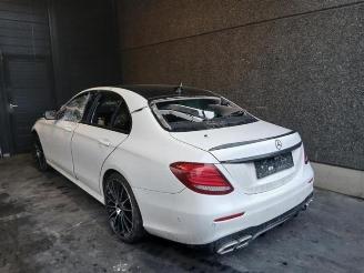 Coche siniestrado Mercedes E-klasse E (W213), Sedan, 2016 / 2023 E-220d 2.0 Turbo 16V 2018/7