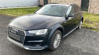 uszkodzony samochody osobowe Audi A4 allroad  2017/8