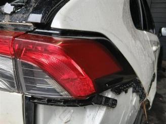 Toyota Rav-4 RAV4 (A5), Terreinwagen, 2018 2.5 Hybrid 16V picture 15