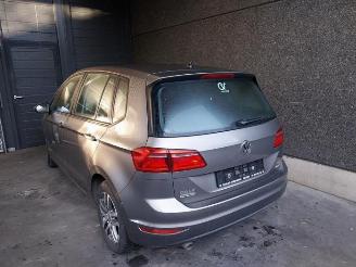 Coche siniestrado Volkswagen Golf Sportsvan Golf Sportsvan (AUVS), MPV, 2014 / 2021 1.6 TDI BlueMotion 16V 2015/10