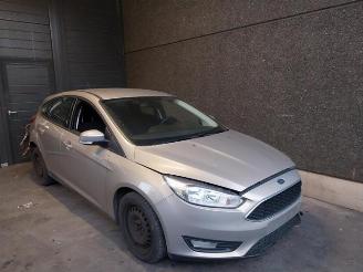 rozbiórka samochody osobowe Ford Focus Focus 3, Hatchback, 2010 / 2020 1.0 Ti-VCT EcoBoost 12V 100 2017/1