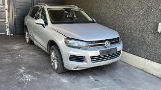 Uttjänta bilar auto Volkswagen Touareg Touareg (7PA/PH), SUV, 2010 / 2018 3.0 TDI V6 24V BlueMotion Technology DPF 2014/4