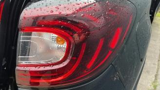 Renault Captur  picture 11