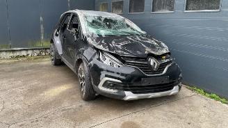 demontáž osobní automobily Renault Captur  2019/1