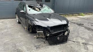 Autoverwertung Jaguar F-Pace F-Pace, SUV, 2015 / 2025 2.0 P400e 16V AWD 2022/11