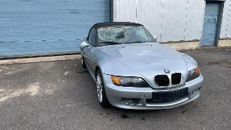 uszkodzony samochody osobowe BMW Z3 E36 1998/2