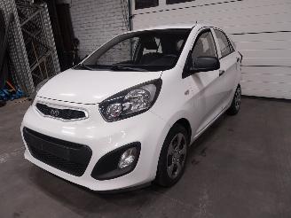 Kia Picanto  picture 3