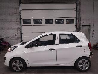 Kia Picanto  picture 4
