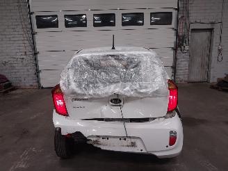 Kia Picanto  picture 10