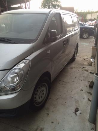 Hyundai  H1 picture 3