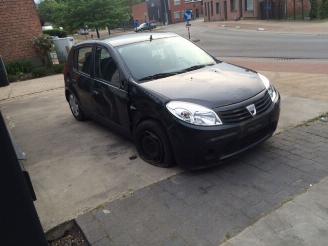 Salvage car Dacia Sandero  2011/1