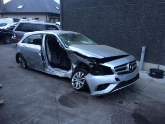 Démontage voiture Mercedes A-klasse a180 2015/1