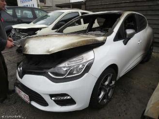 Renault Clio  picture 2