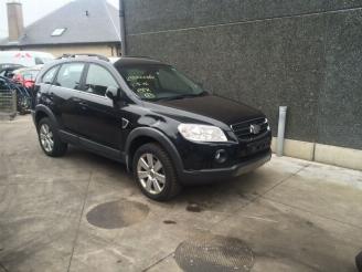 Coche siniestrado Chevrolet Captiva 2.0 diesel 2010/1