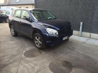 Toyota Rav-4  picture 2